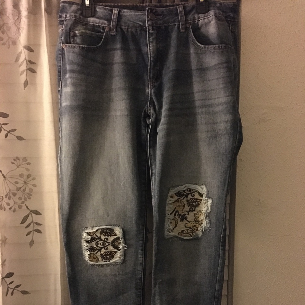 Signature Studio Jeans NWOT Size 12